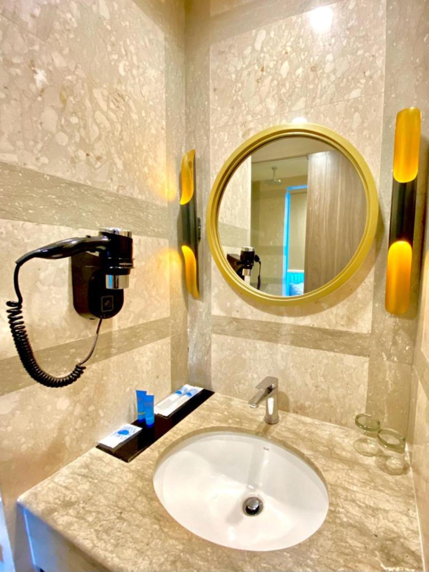 Hotel Arthama Tanah Abang